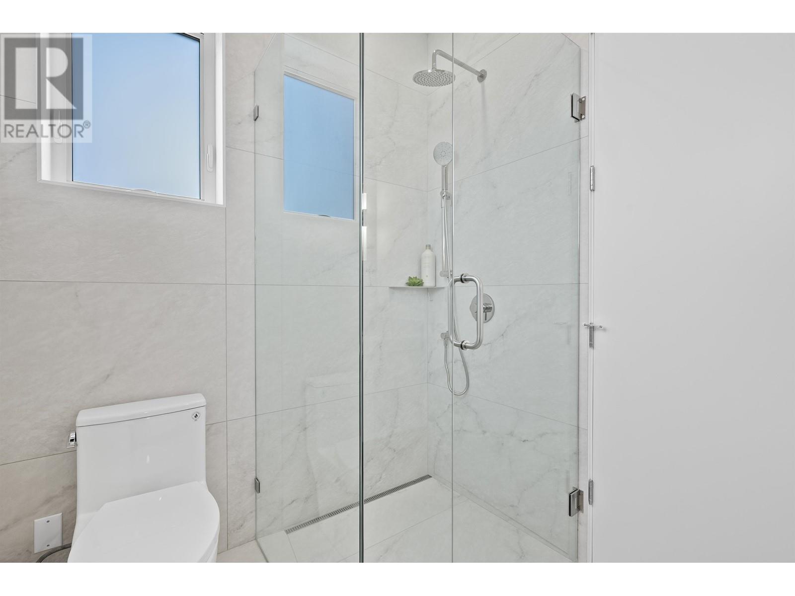 2 2253 Grant Street, Vancouver, British Columbia  V5L 2Z6 - Photo 21 - R2992337