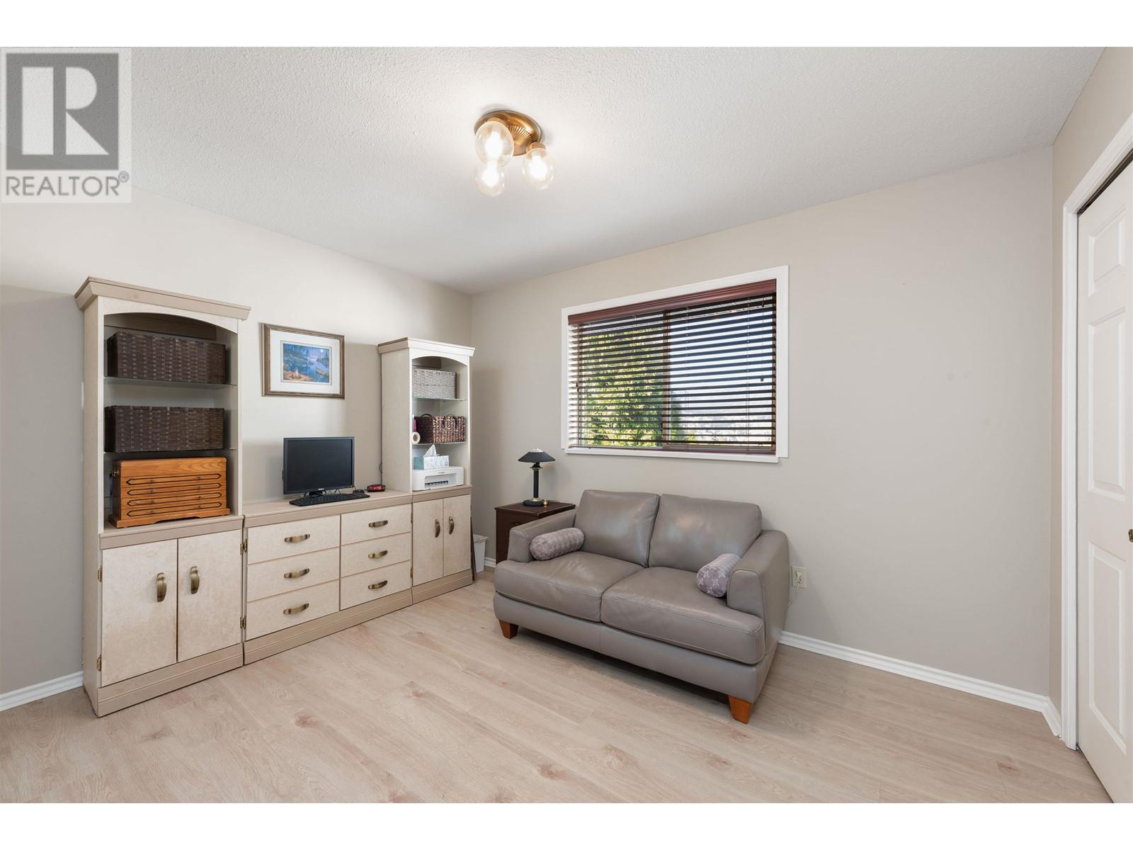 3173 Leeward Court, Coquitlam, British Columbia  V3C 5A9 - Photo 14 - R2995822