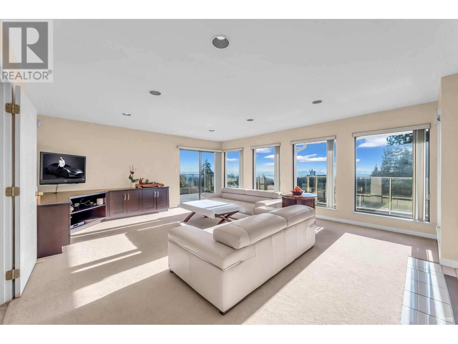 1595 Tyrol Court, West Vancouver, British Columbia  V7S 3G5 - Photo 11 - R2995849