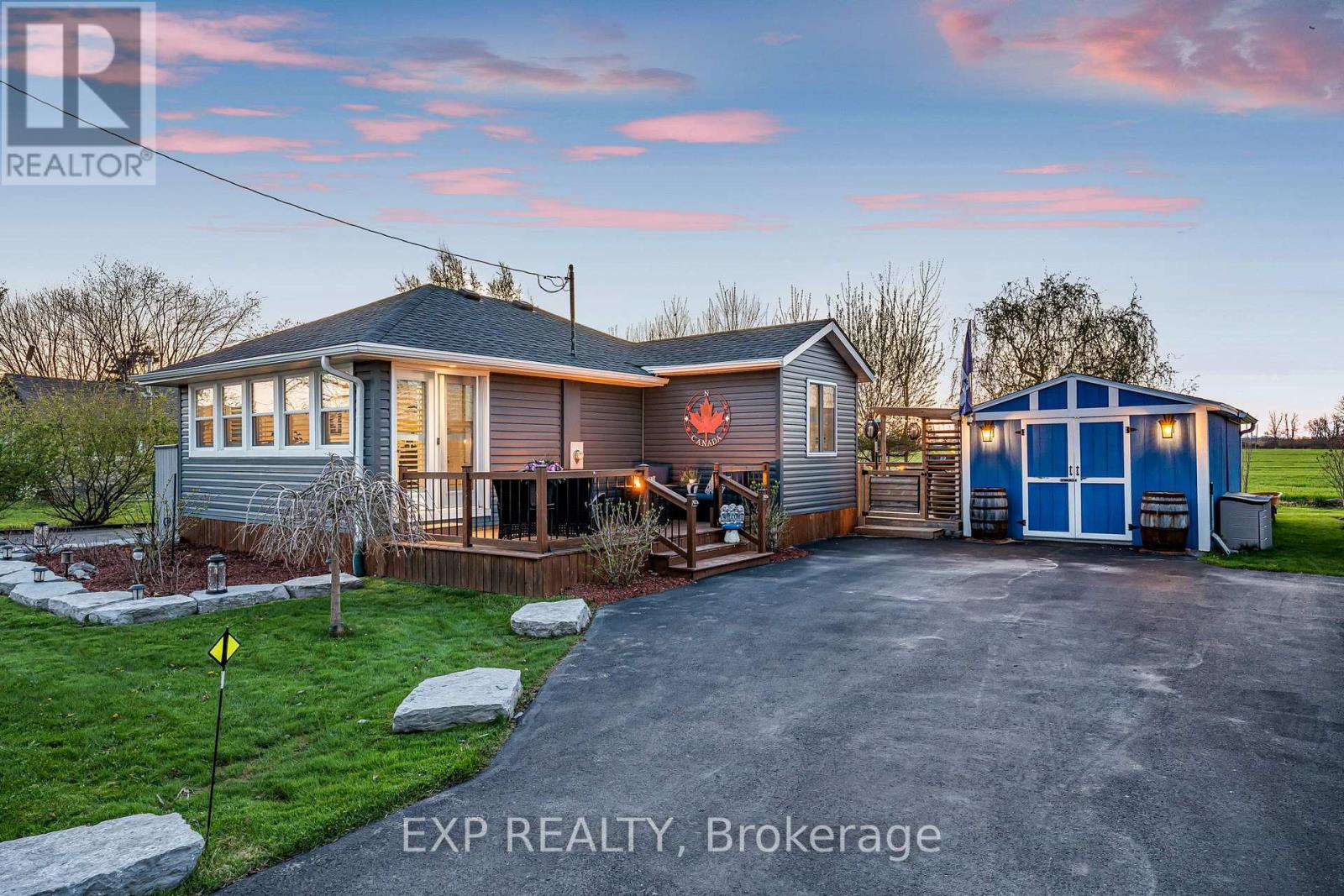Property at 2011 LAKESHORE ROAD image 2