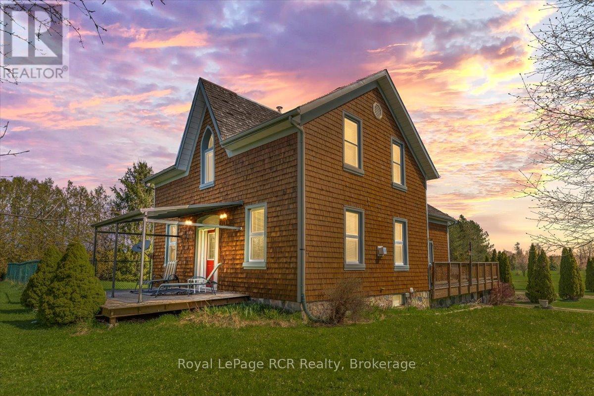 382007 Concession 4 Ndr, West Grey, Ontario  N4N 3B9 - Photo 2 - X12111150
