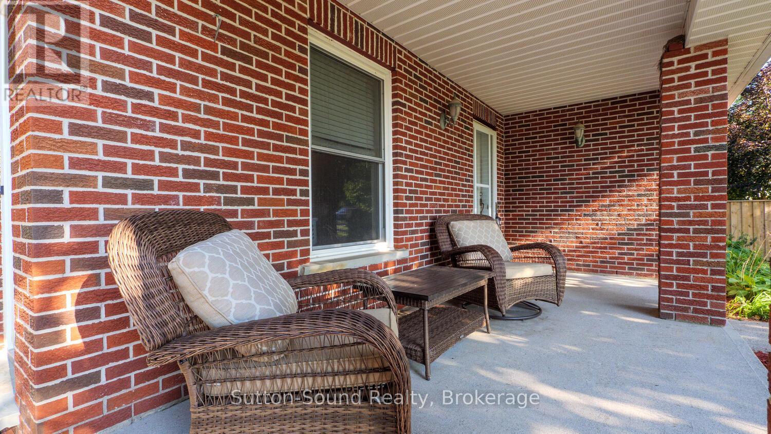 105 Boundary Road, Chatsworth, Ontario  N0H 1G0 - Photo 6 - X12111154