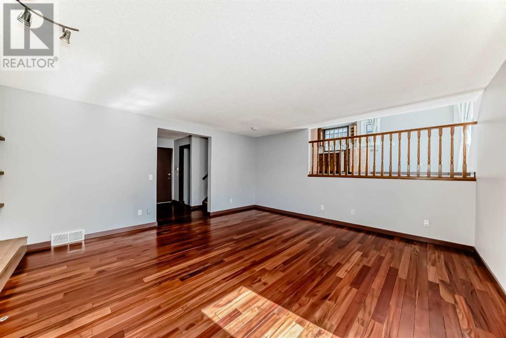 229 Sandarac Drive Nw, Calgary, Alberta  T3K 3W8 - Photo 24 - A2212633
