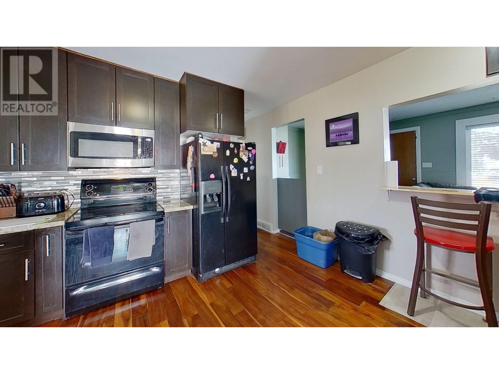 8315 94 Avenue, Fort St. John, British Columbia  V1J 1E7 - Photo 7 - R2990056