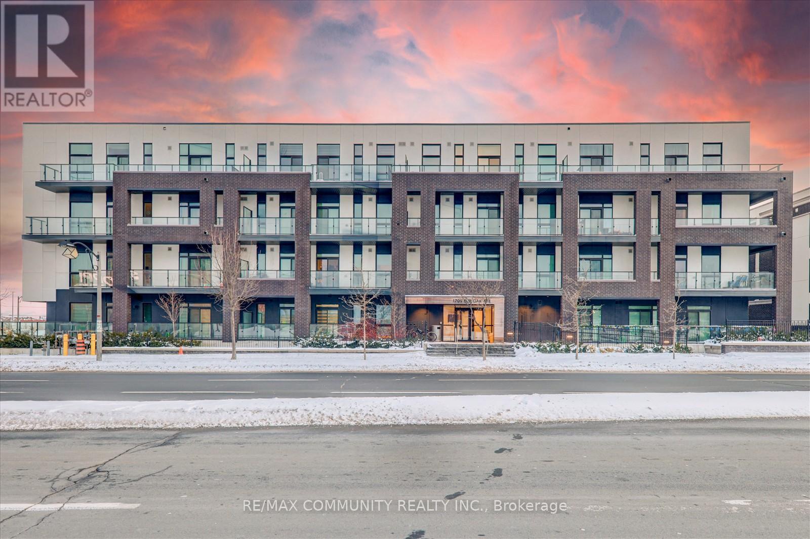 Property at 206 - 1709 BUR OAK AVENUE image 1