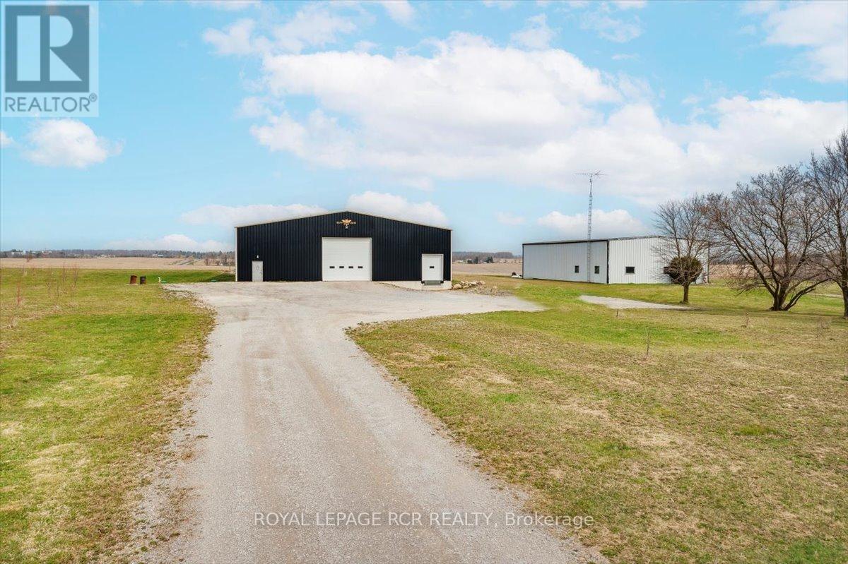 4292 Line 3, Bradford West Gwillimbury, Ontario  L0G 1W0 - Photo 4 - N12111171