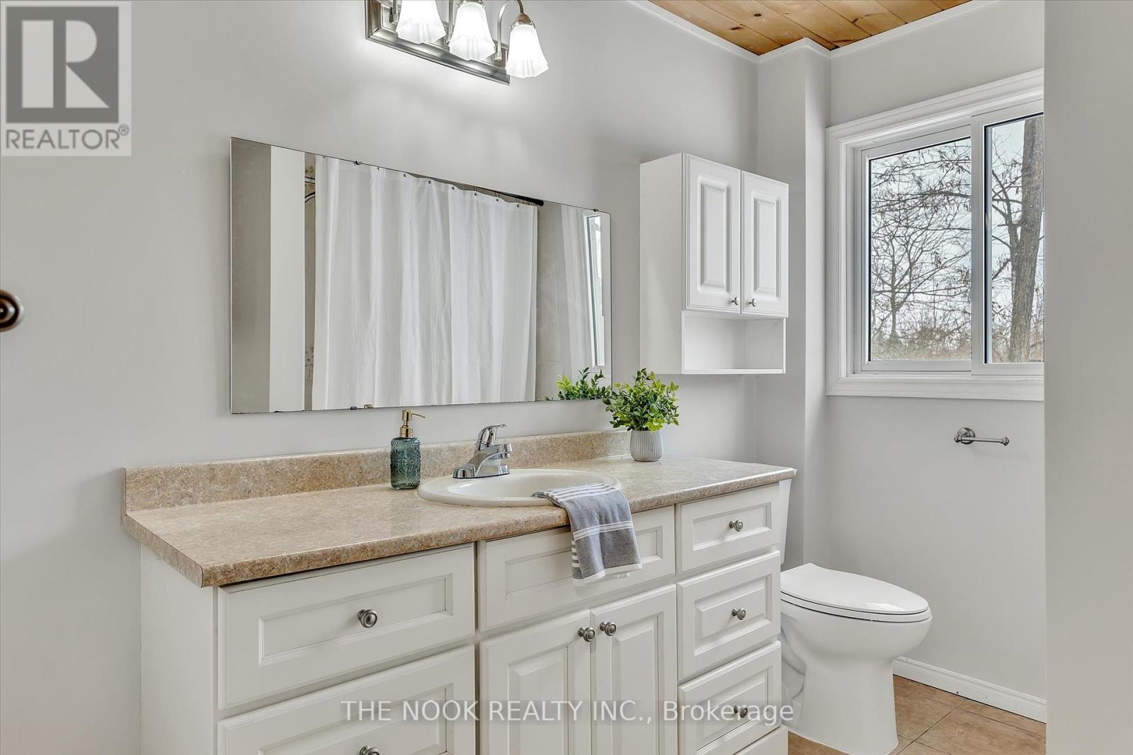 110 Emily Park Road, Kawartha Lakes, Ontario K0L 2W0 - Photo 12 - X12087500