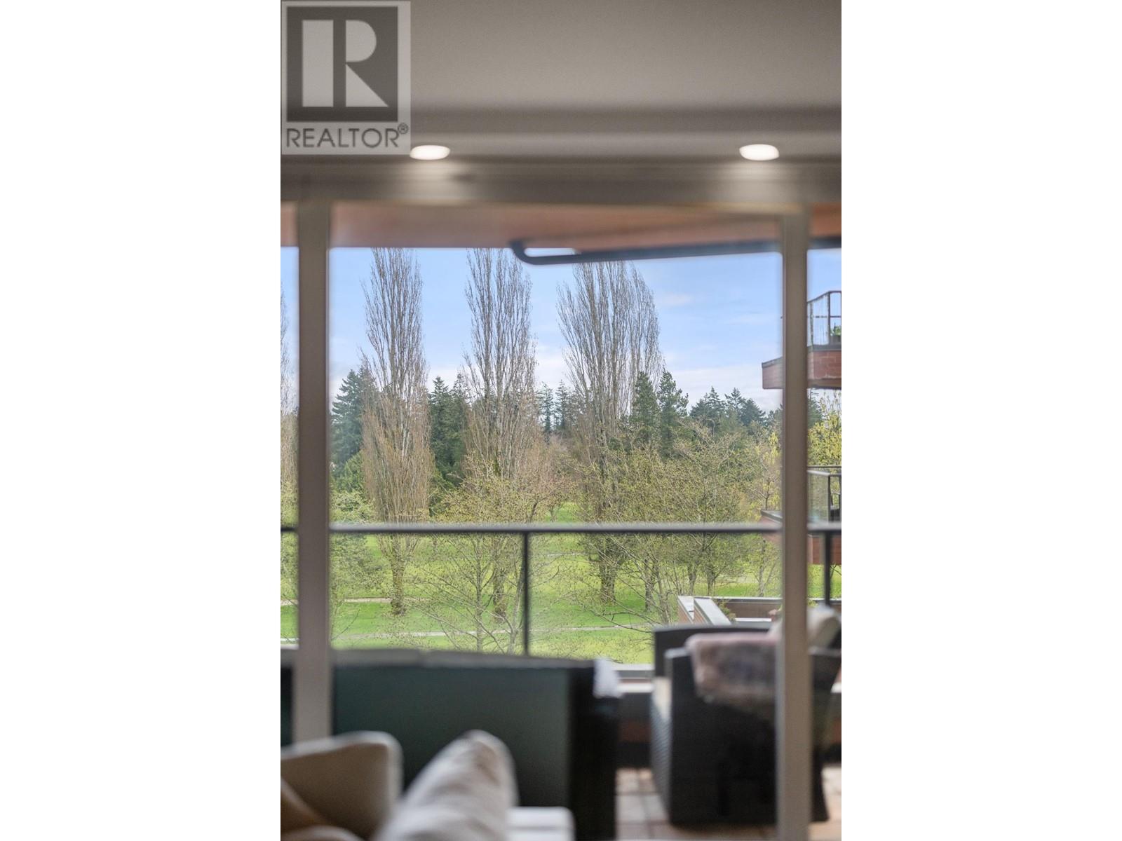 409 1350 View Crescent, Tsawwassen, British Columbia  V4L 2K3 - Photo 4 - R2995562