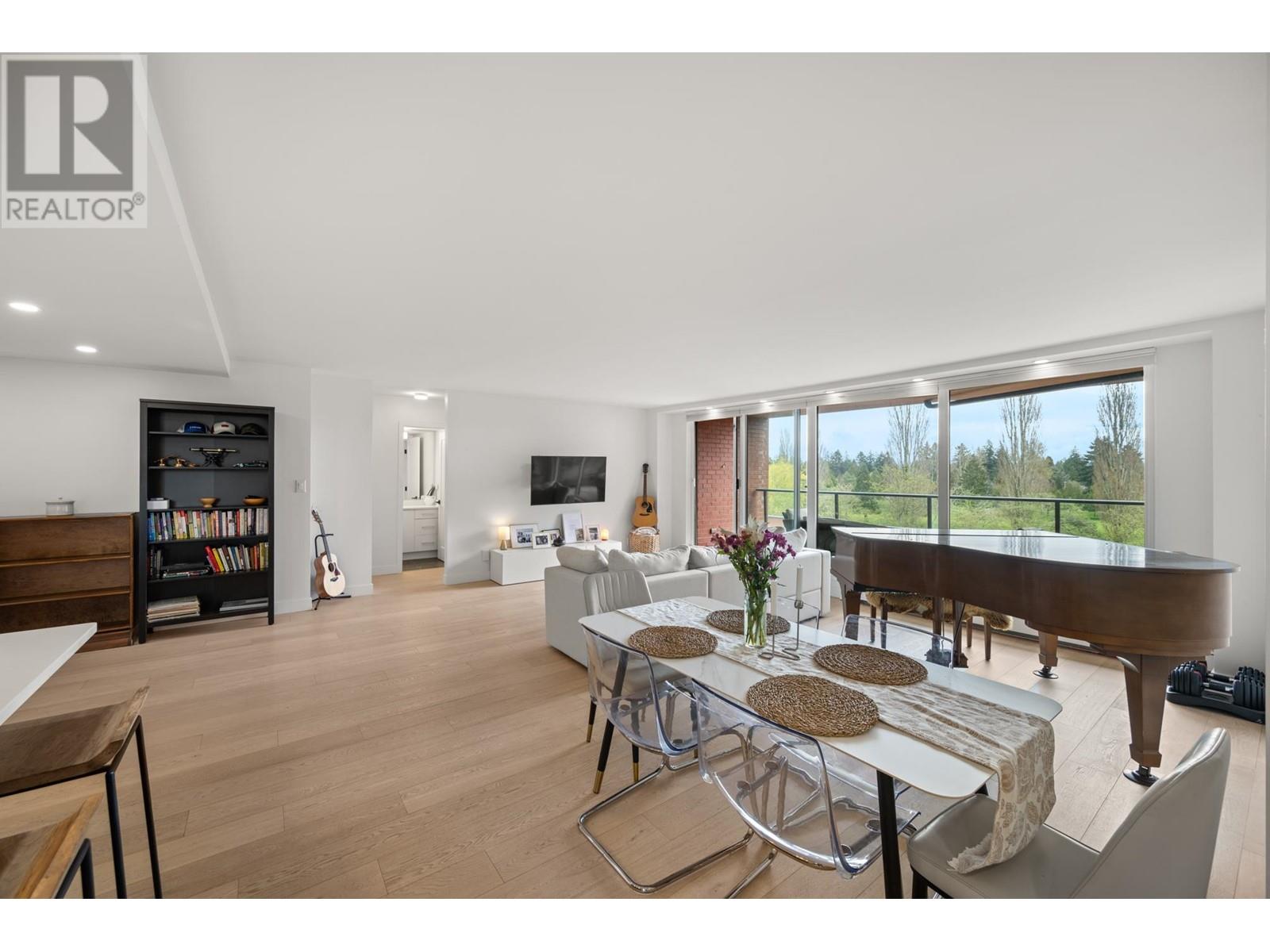 409 1350 View Crescent, Tsawwassen, British Columbia  V4L 2K3 - Photo 14 - R2995562