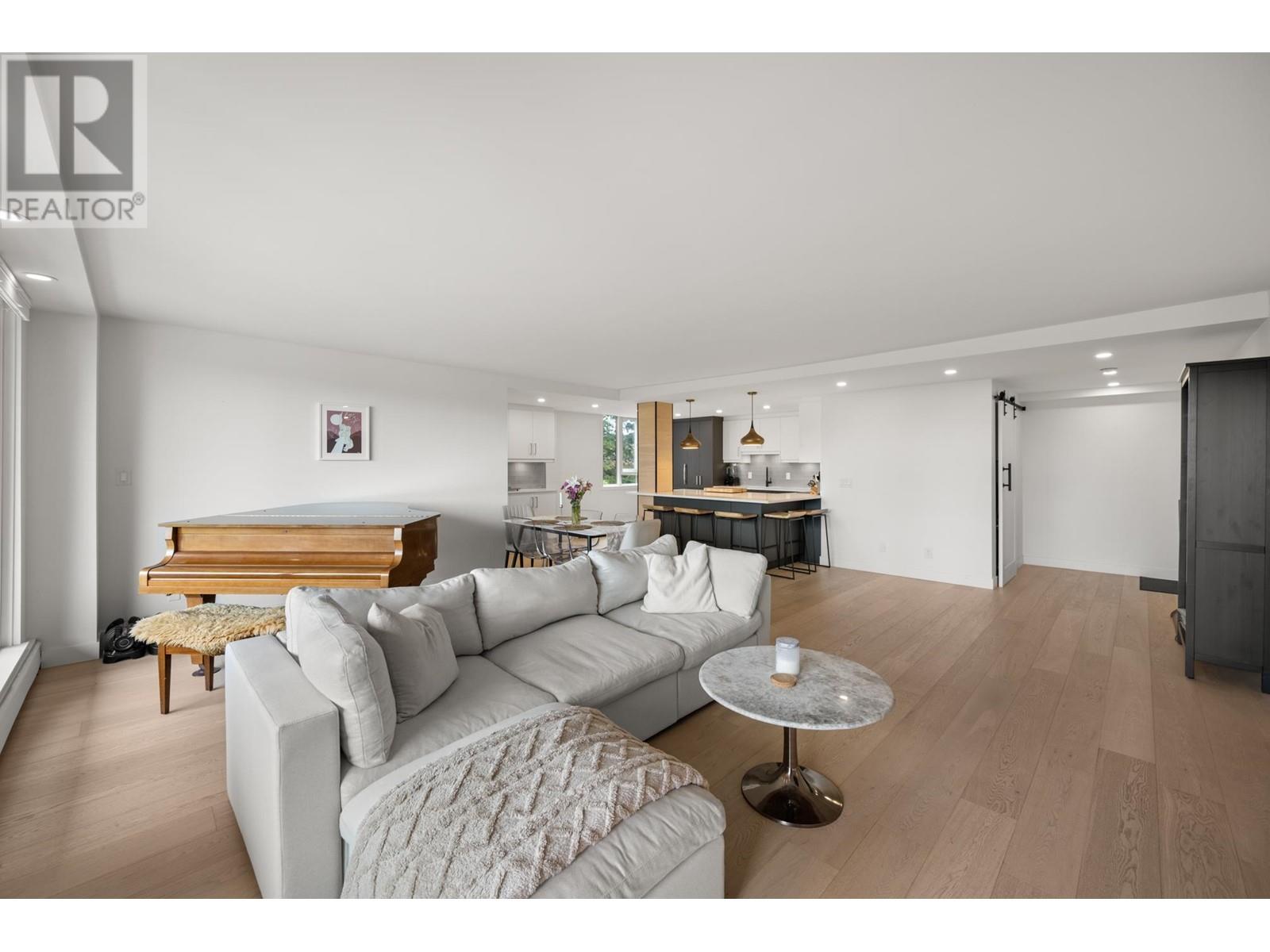 409 1350 View Crescent, Tsawwassen, British Columbia  V4L 2K3 - Photo 6 - R2995562