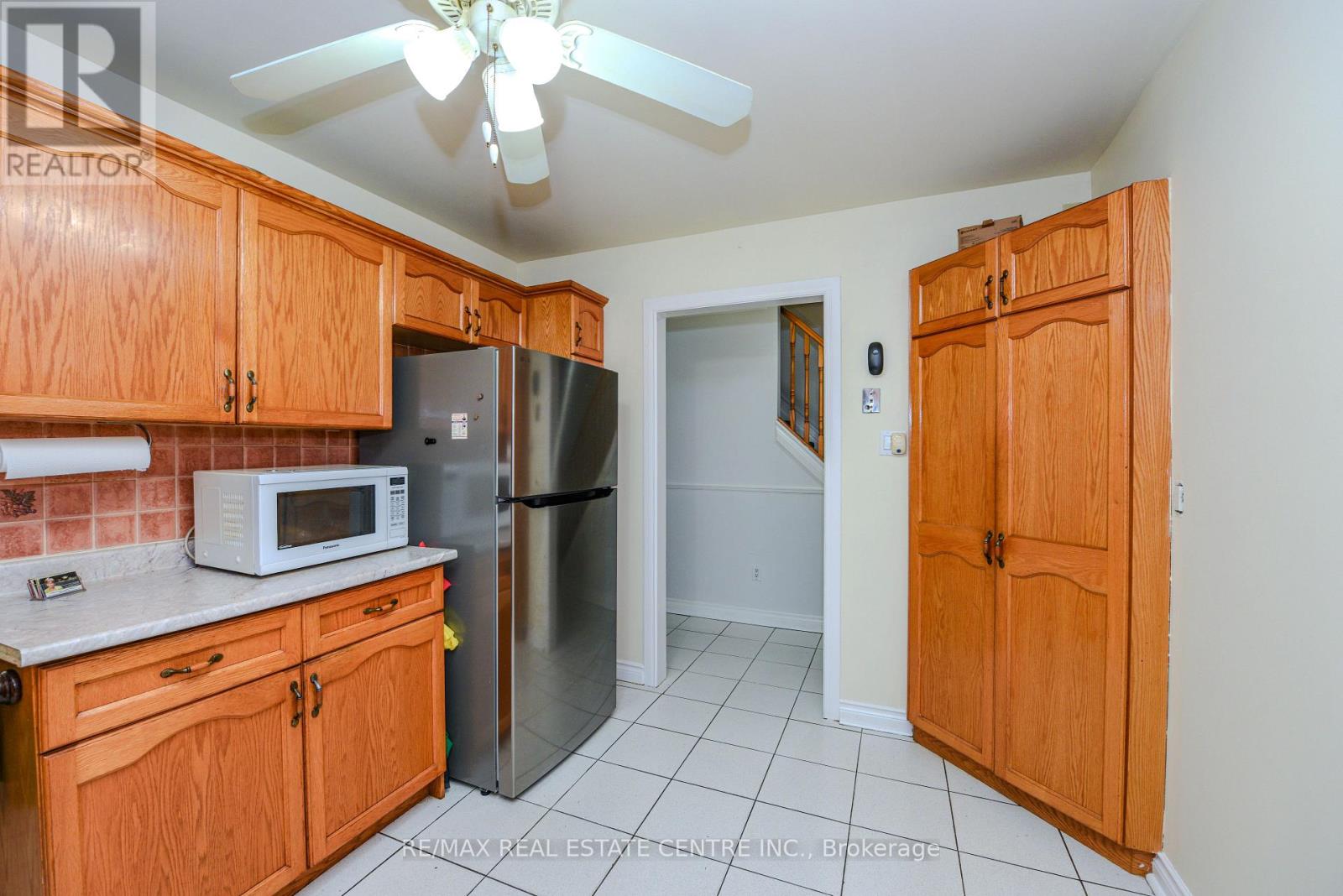 2 Charters Road, Brampton, Ontario  L6V 2S5 - Photo 8 - W12111141