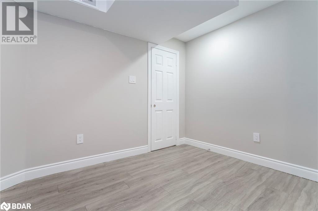 22 Arch Brown Court, Barrie, Ontario  L4M 0C6 - Photo 35 - 40721460