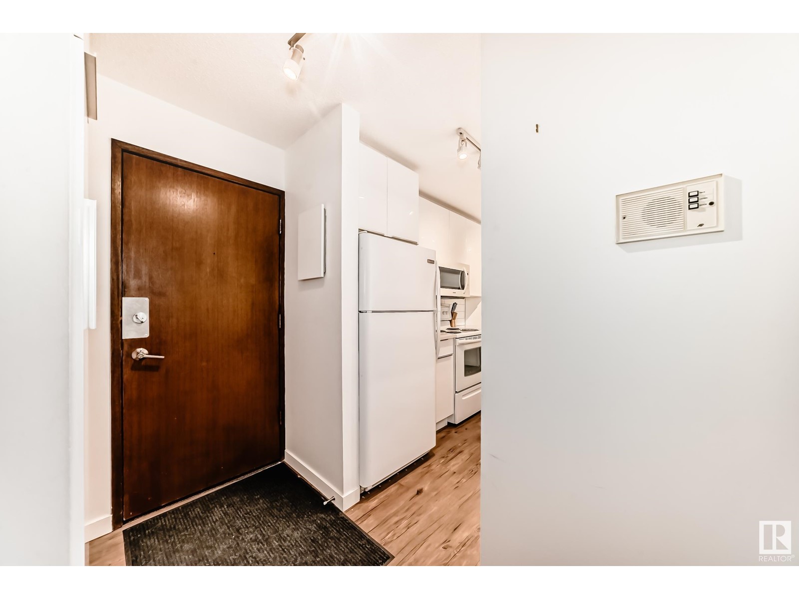 Property at #102 10745 78 AV NW image 5