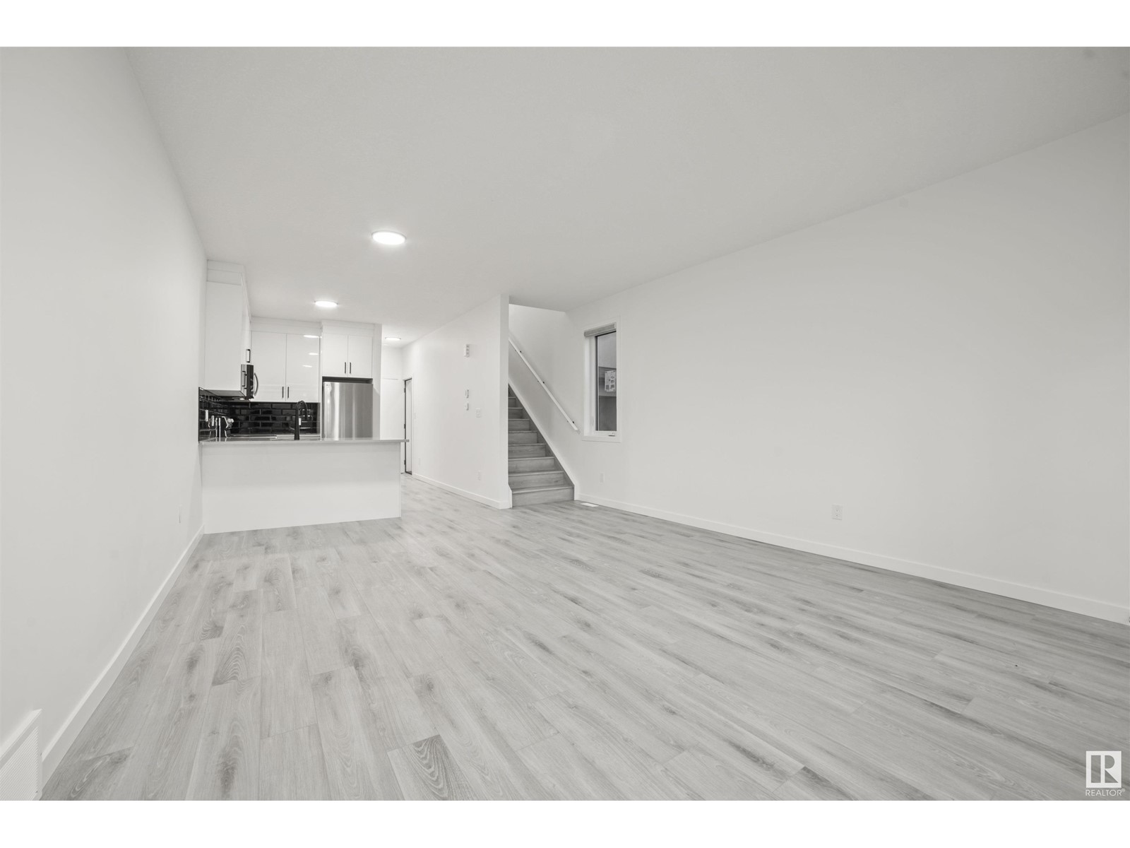10918/20 76 Av Nw, Edmonton, Alberta  T6G 0J7 - Photo 8 - E4433312