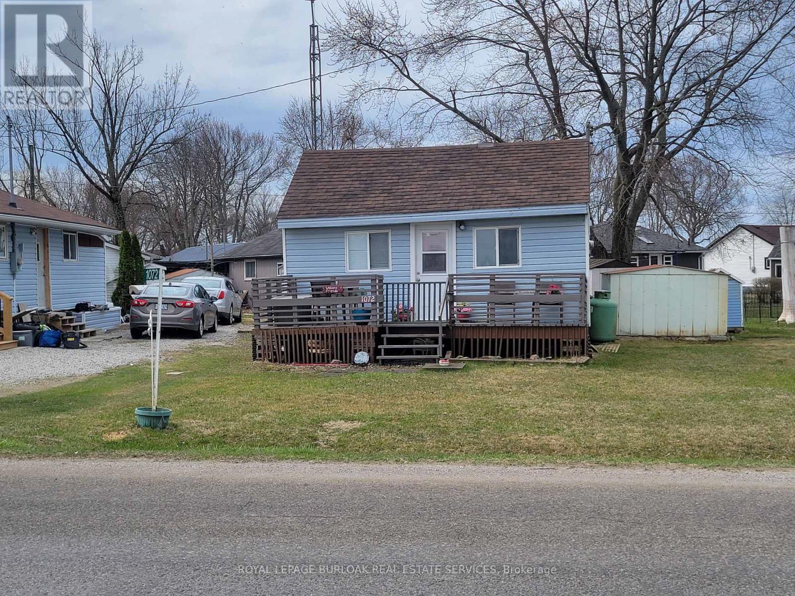 1072 Lakeshore Road, Haldimand, Ontario  N0A 1P0 - Photo 1 - X12111160