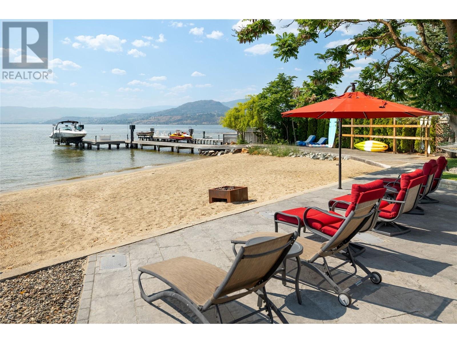 3908 Bluebird Road Kelowna Photo 3