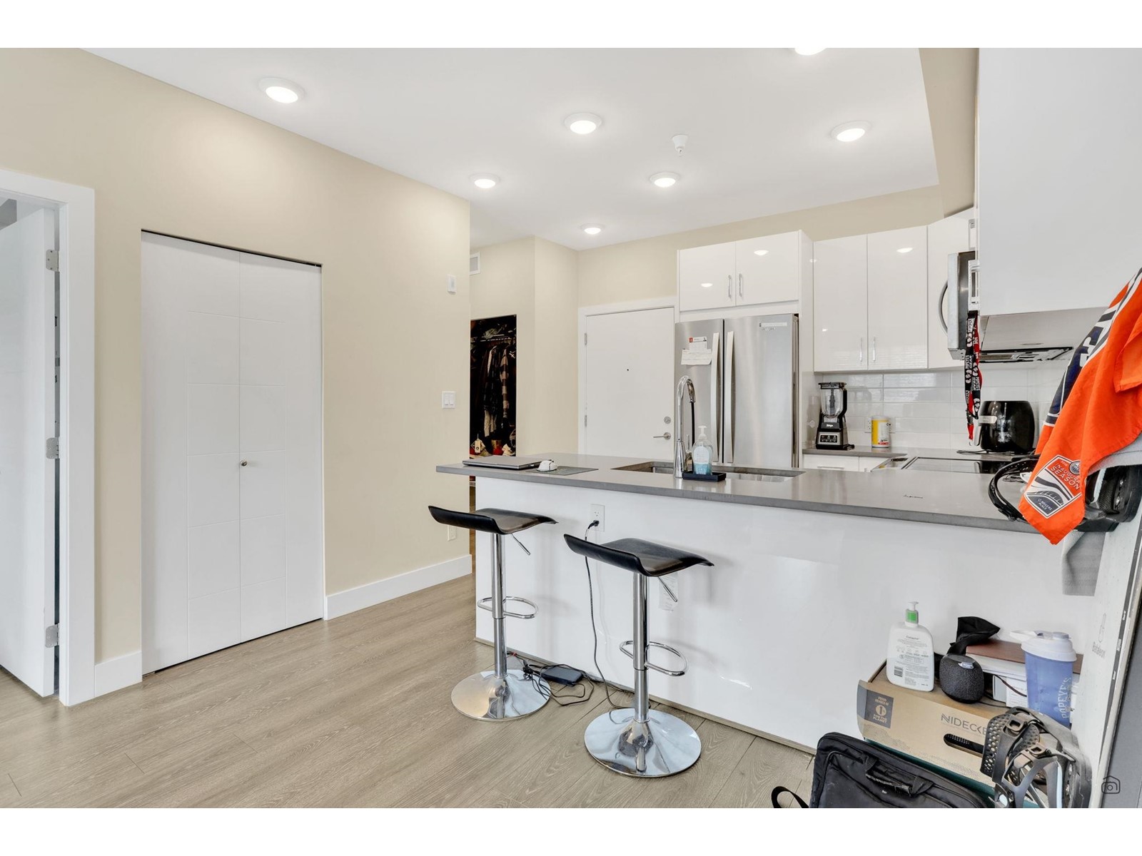 319 15351 101 Avenue, Surrey, British Columbia  V3R 0G2 - Photo 13 - R2992170