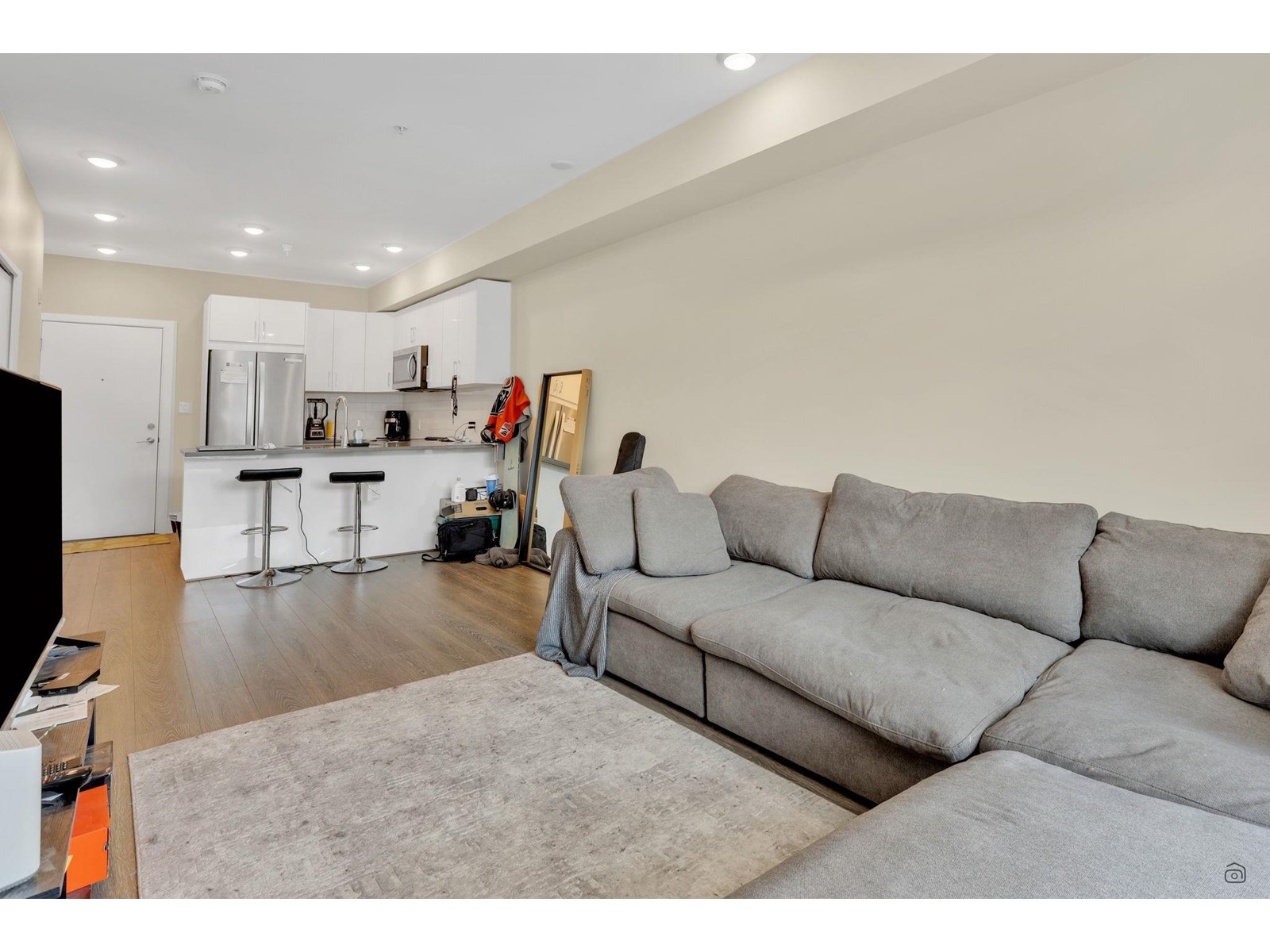 319 15351 101 Avenue, Surrey, British Columbia  V3R 0G2 - Photo 9 - R2992170