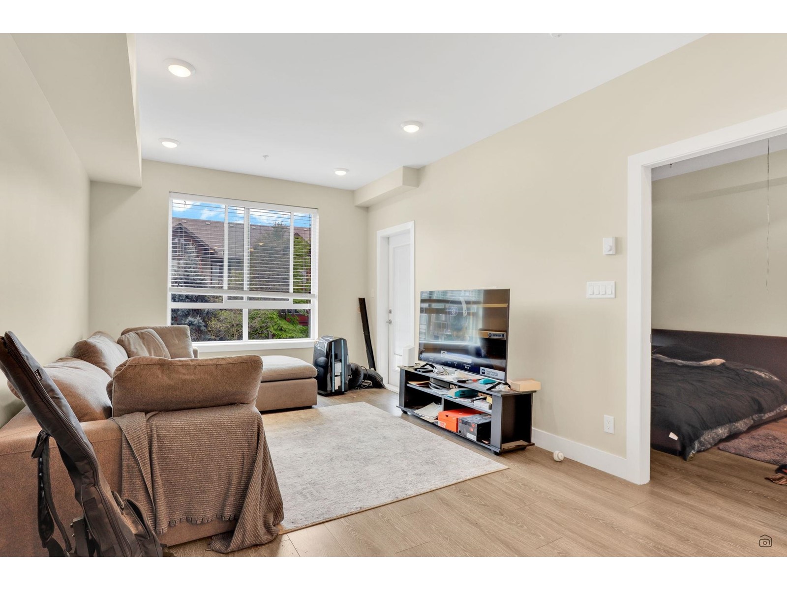 319 15351 101 Avenue, Surrey, British Columbia  V3R 0G2 - Photo 8 - R2992170