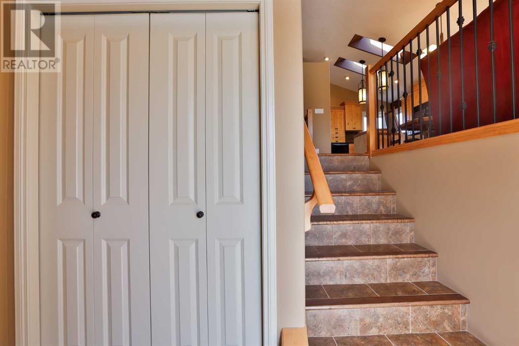 211 Riverstone Boulevard W, Lethbridge, Alberta  T1K 5N7 - Photo 2 - A2211347