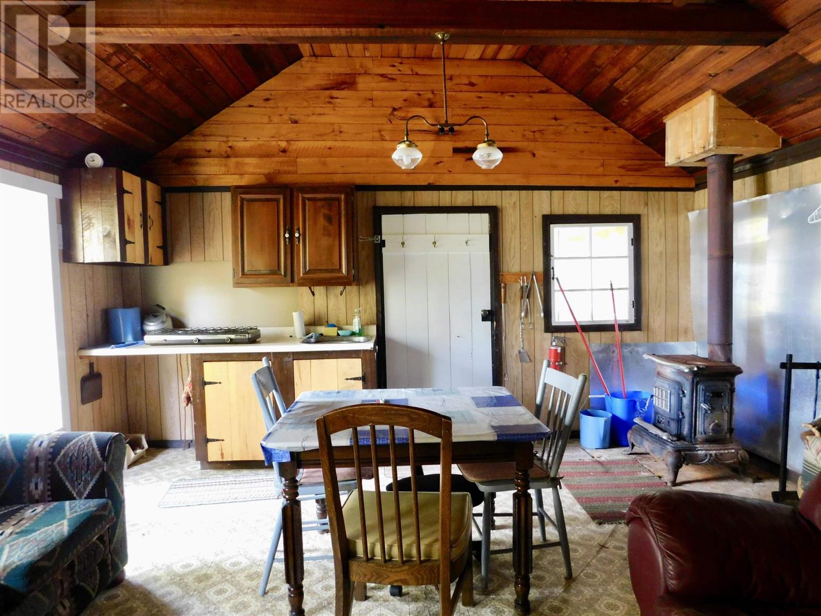 4 Sunset Island, District Of Kenora, Ontario  P0V 2X0 - Photo 34 - TB232936
