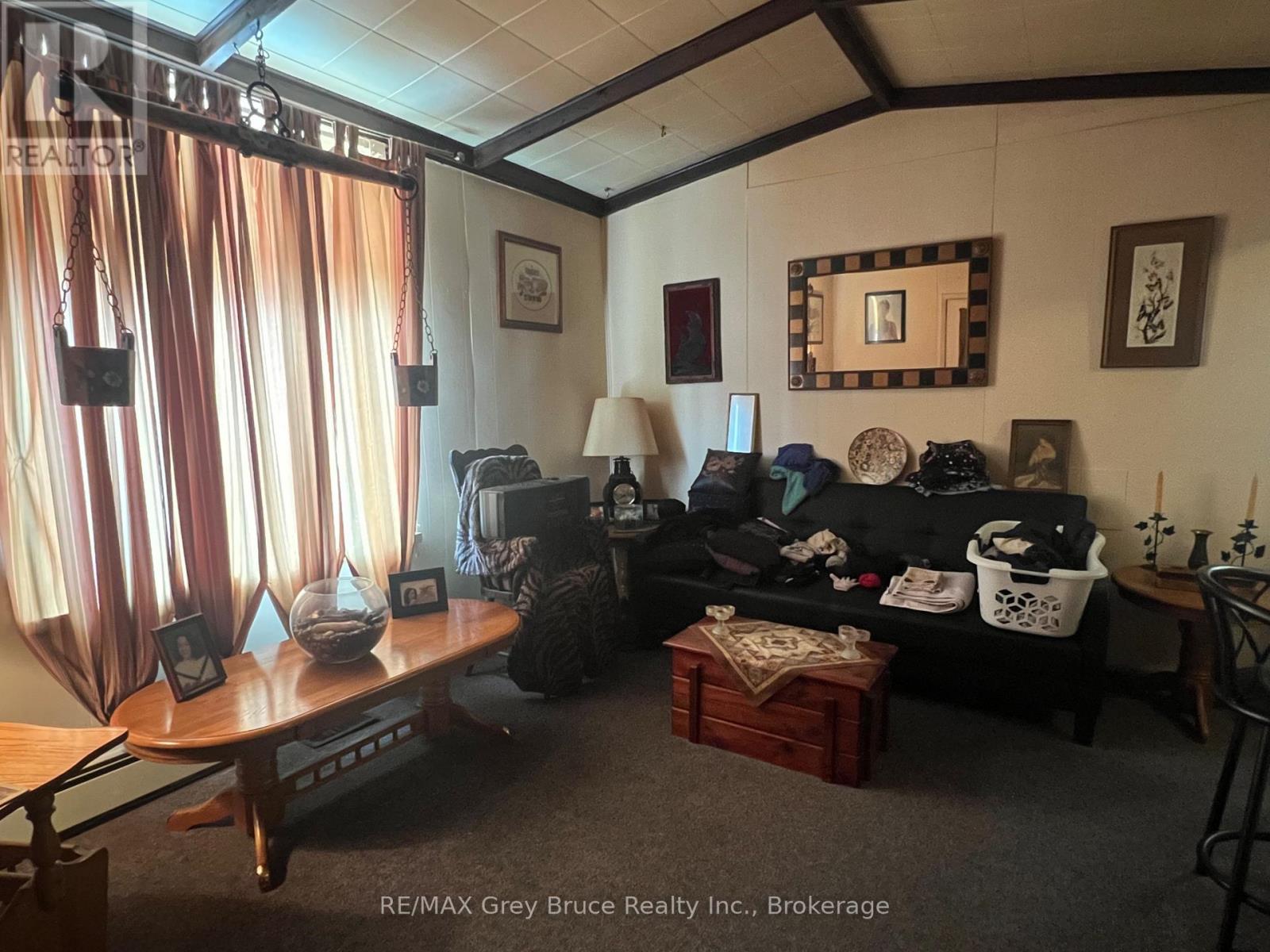 2 Mary Street, Brockton, Ontario  N0G 2V0 - Photo 12 - X12111266