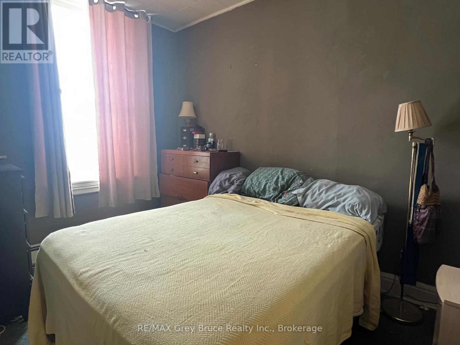 2 Mary Street, Brockton, Ontario  N0G 2V0 - Photo 13 - X12111266