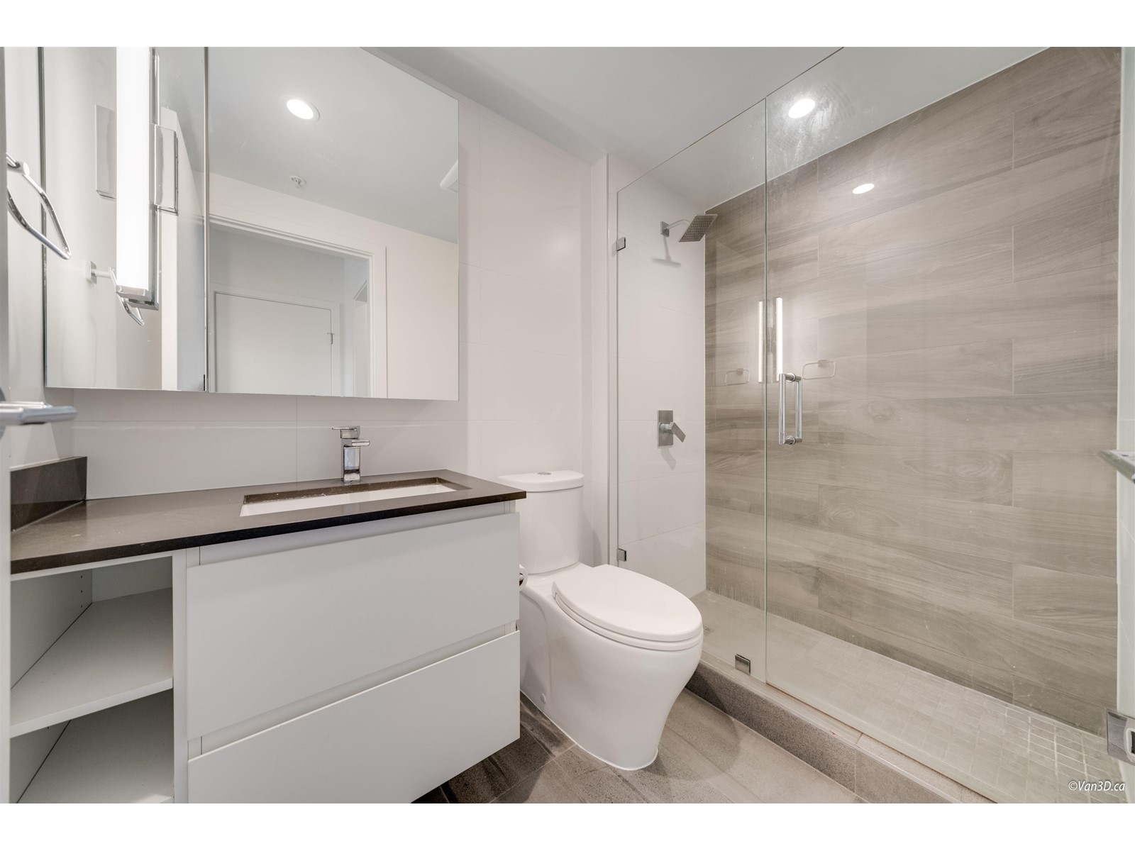 1203 13615 Fraser Highway, Surrey, British Columbia  V3T 0P7 - Photo 12 - R2995915