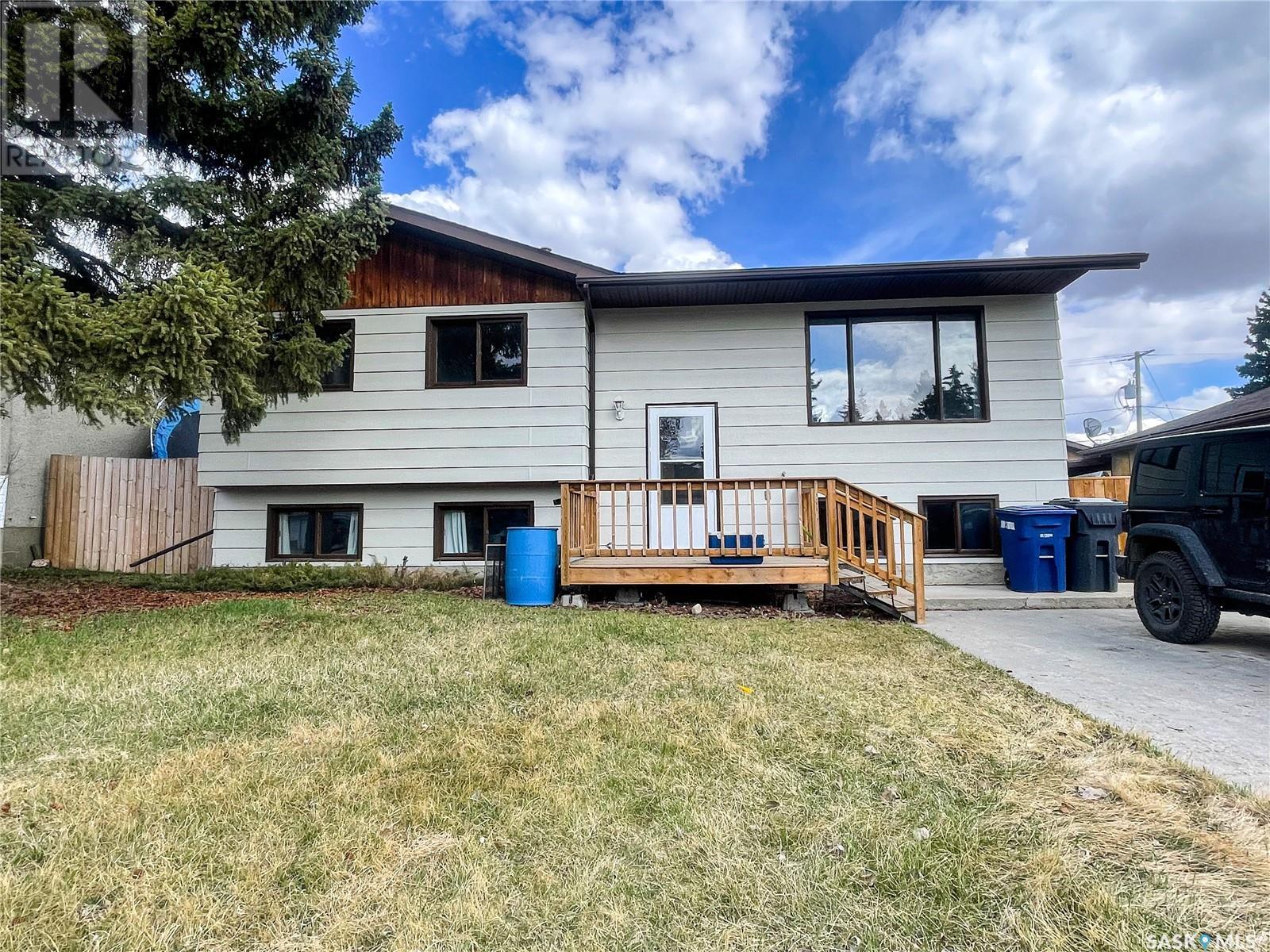 608 2nd STREET W, Meadow Lake, Saskatchewan