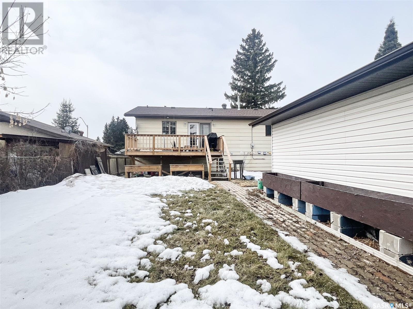 608 2nd Street W, Meadow Lake, Saskatchewan  S9X 1E1 - Photo 25 - SK999638