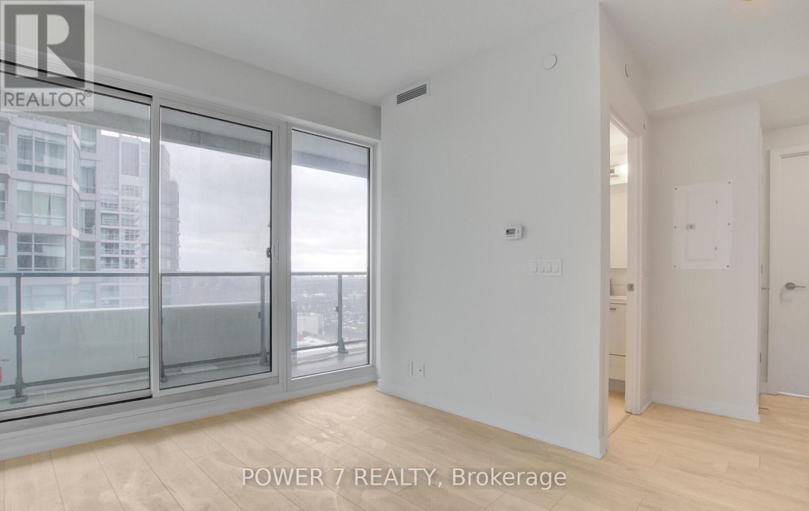 2807 - 2221 Yonge Street, Toronto, Ontario  M4S 2B4 - Photo 7 - C12111271