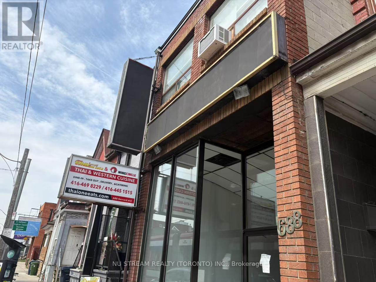 688 GERRARD STREET, toronto (north riverdale), Ontario