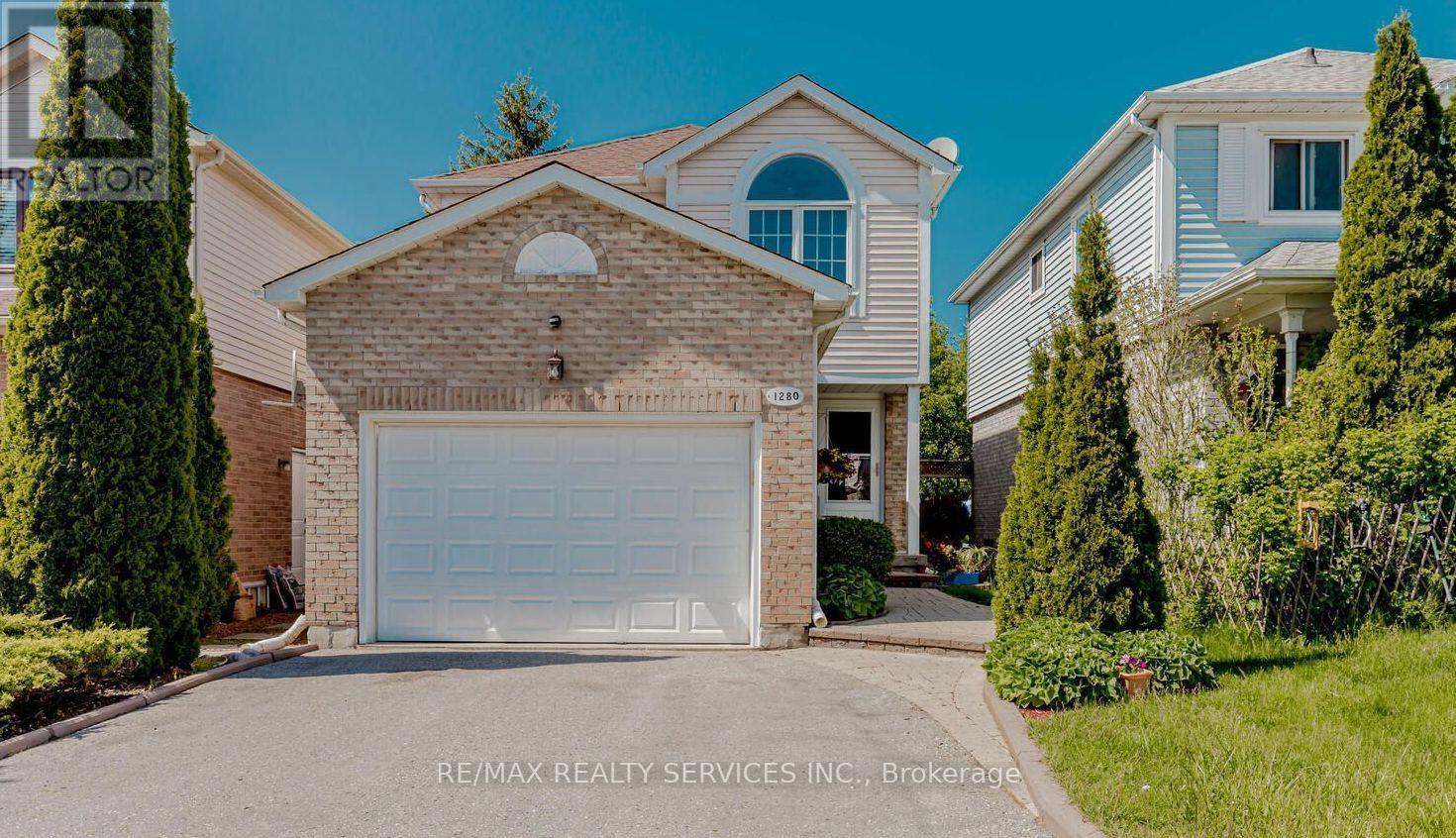 1280 ANDOVER DRIVE, Oshawa, Ontario