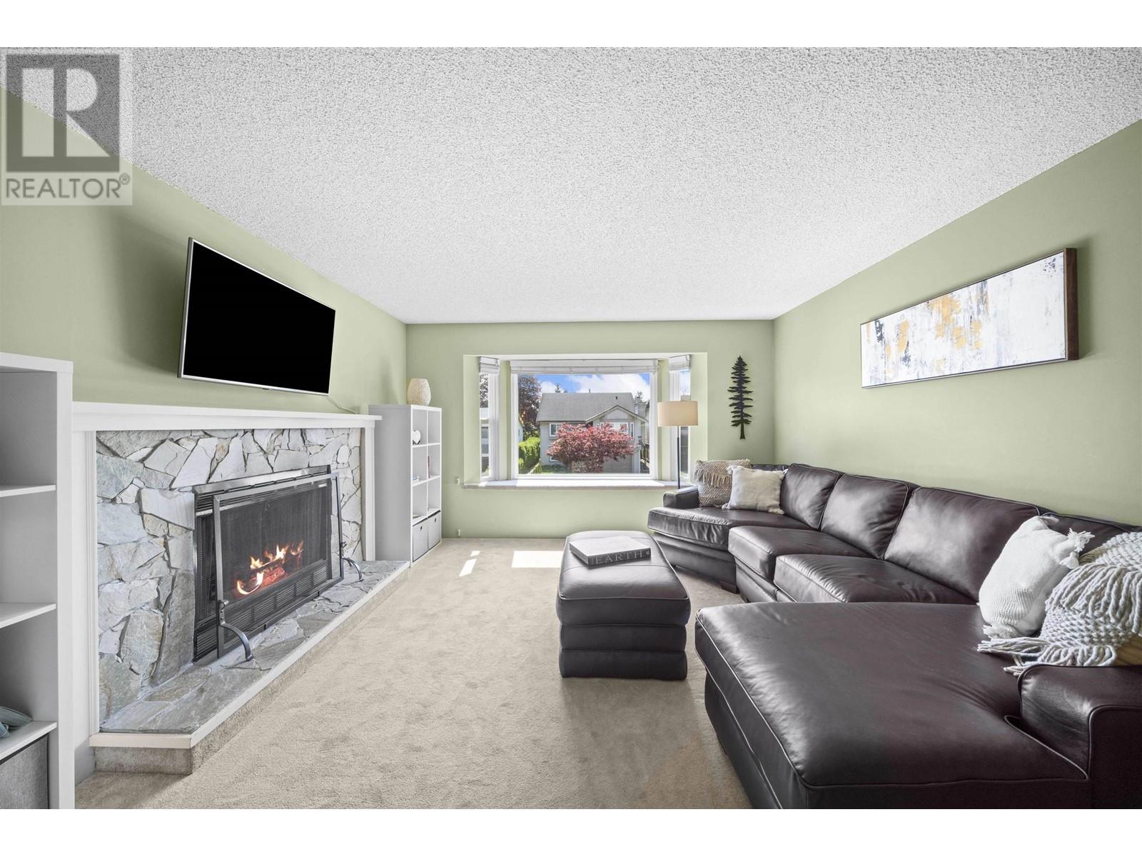 3169 Tory Avenue, Coquitlam, British Columbia  V3E 2E2 - Photo 3 - R2995726