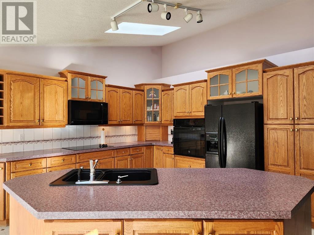3021 214 Street, Bellevue, Alberta  T0K 0C0 - Photo 6 - A2165911