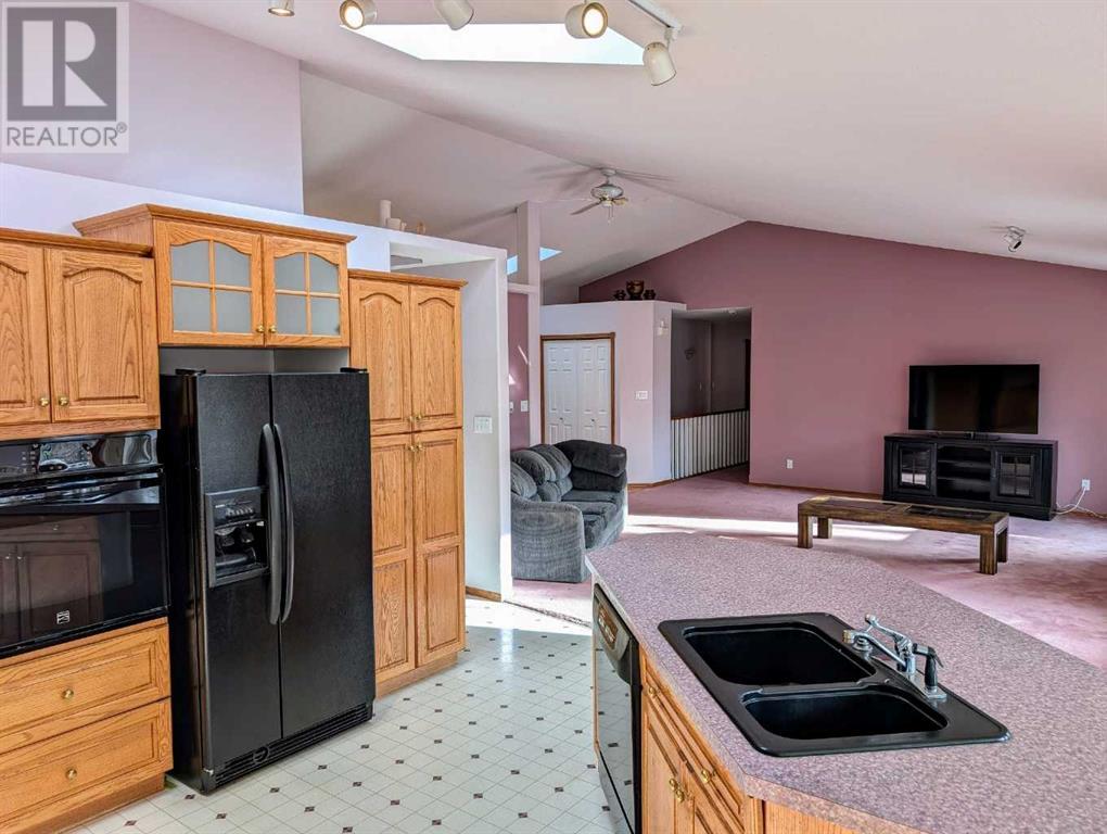 3021 214 Street, Bellevue, Alberta  T0K 0C0 - Photo 10 - A2165911
