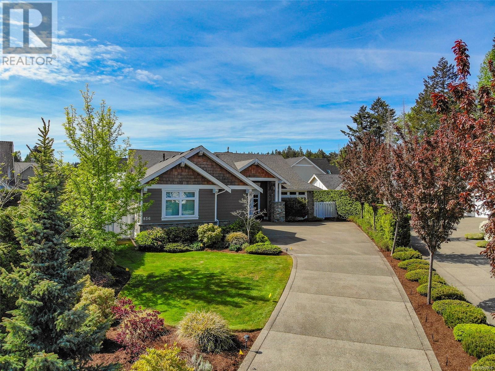 Property at 856 Bluffs Dr image 1