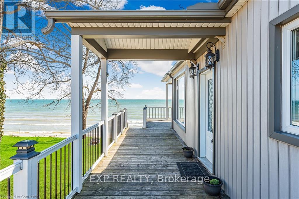 77 Lighthouse Drive, Haldimand, Ontario  N1A 2W6 - Photo 4 - X12101993