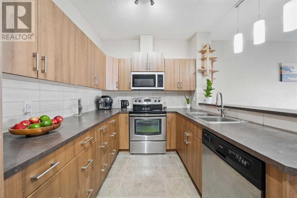 319, 10 Auburn Bay Avenue Se, Calgary, Alberta  T3S 0A8 - Photo 1 - A2215734