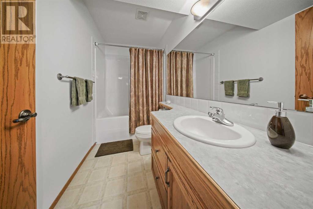 147 Reichley Street, Red Deer, Alberta  T4P 3X3 - Photo 12 - A2209884