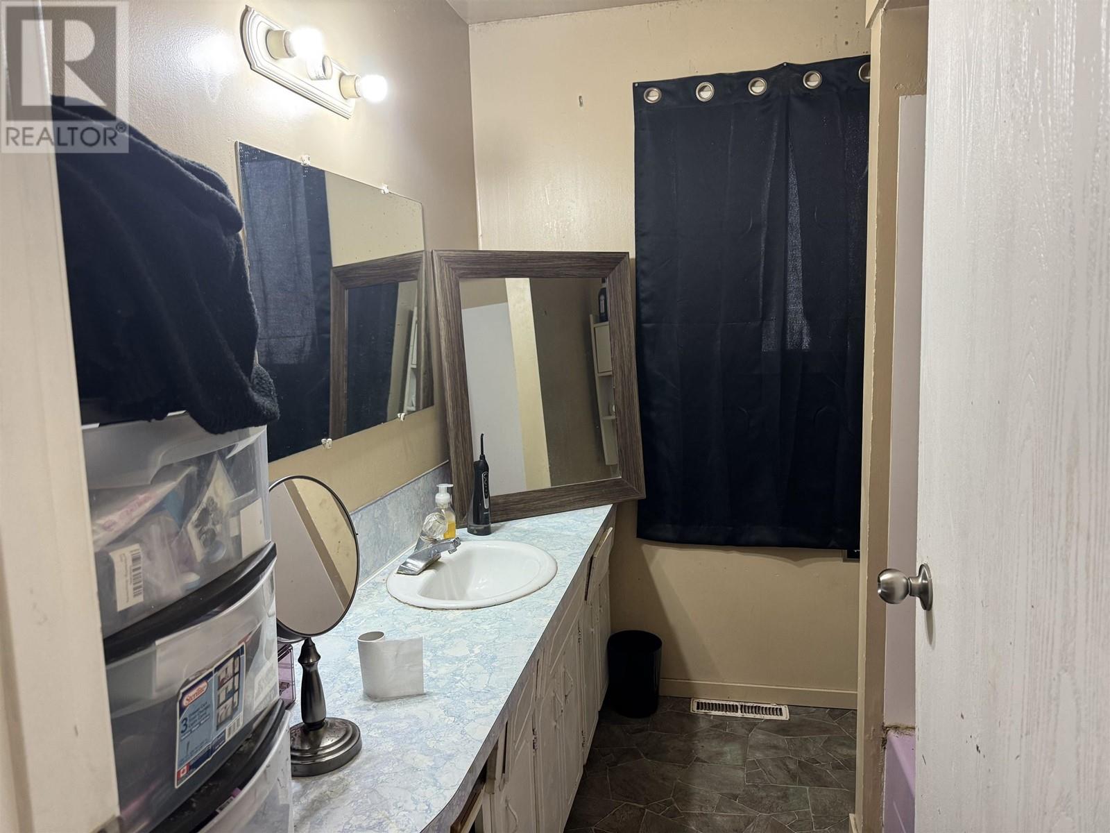 1170 Latin Avenue, Williams Lake, British Columbia  V2G 2K2 - Photo 35 - R2968422