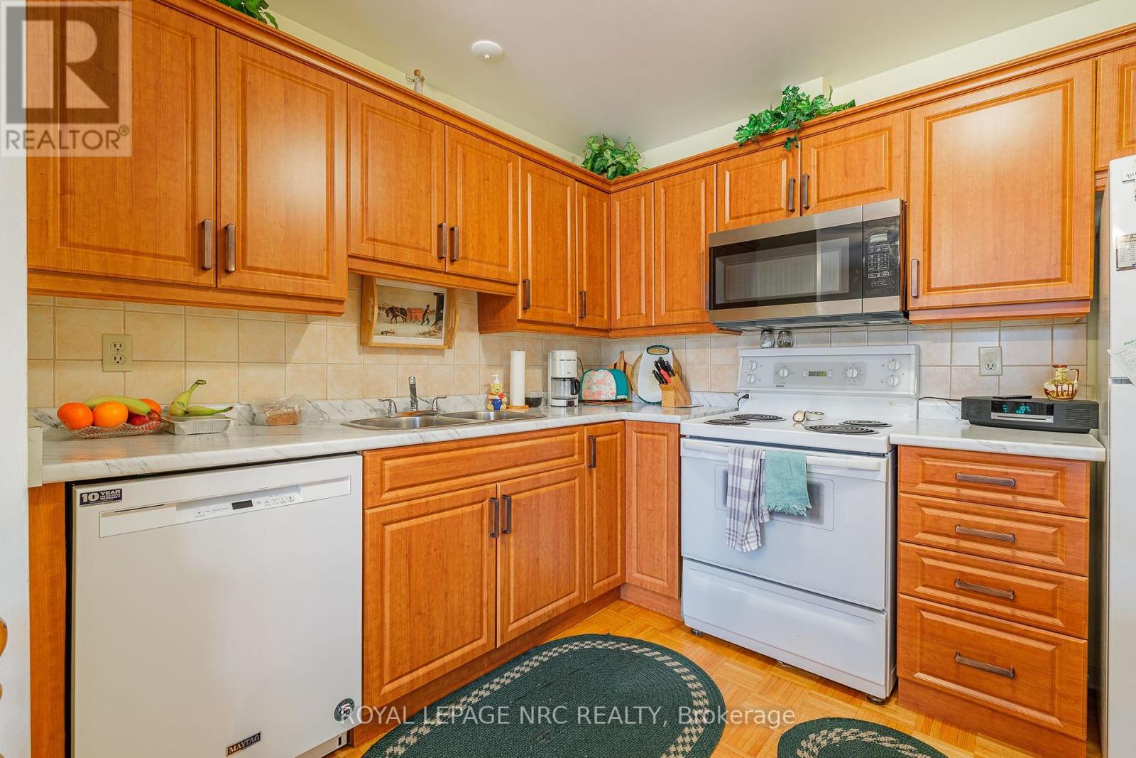 65 - 122 Bunting Road, St. Catharines, Ontario  L2P 3X7 - Photo 17 - X12111314