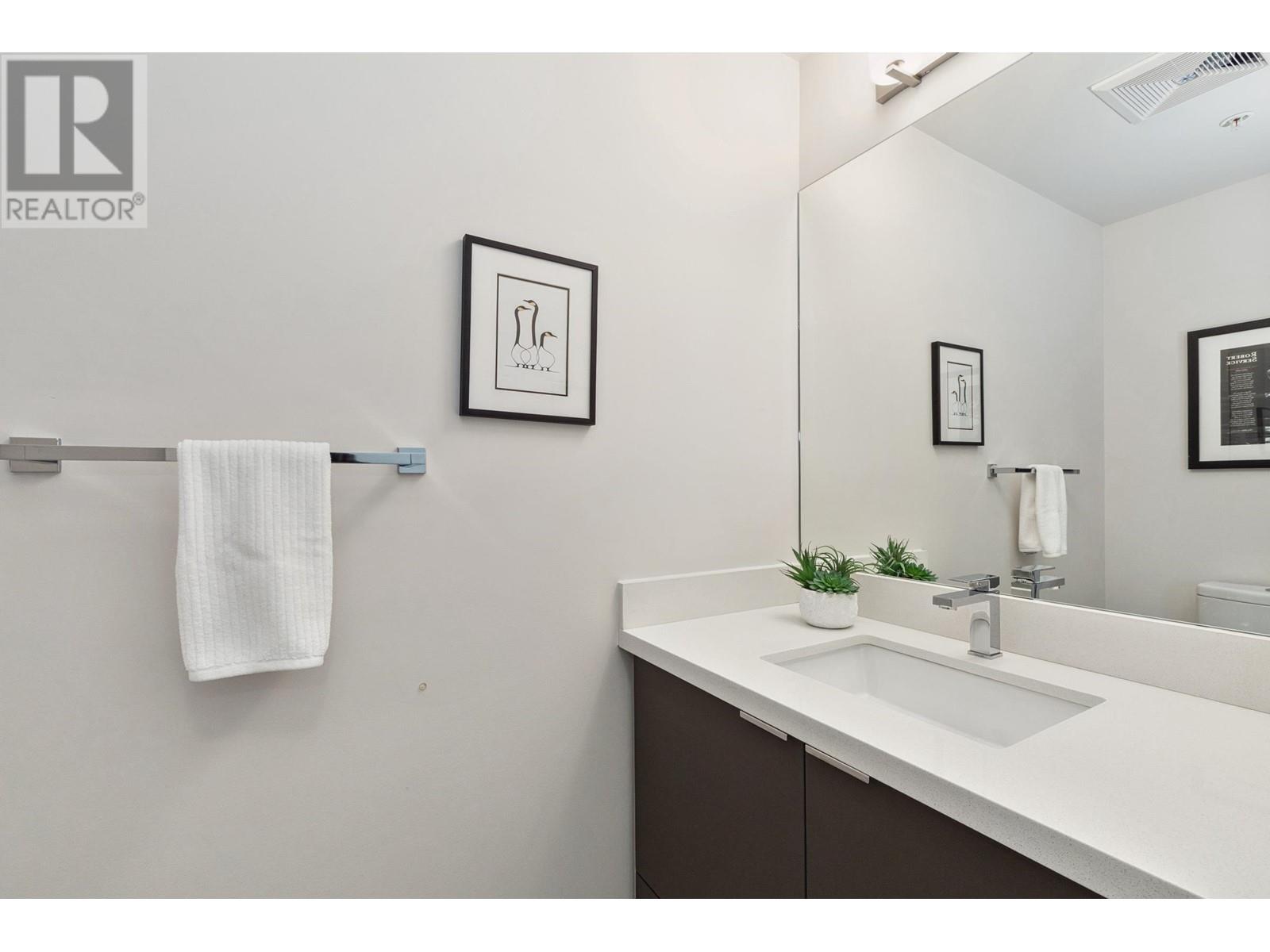 101 711 Breslay Street, Coquitlam, British Columbia  V3J 0G7 - Photo 13 - R2995896