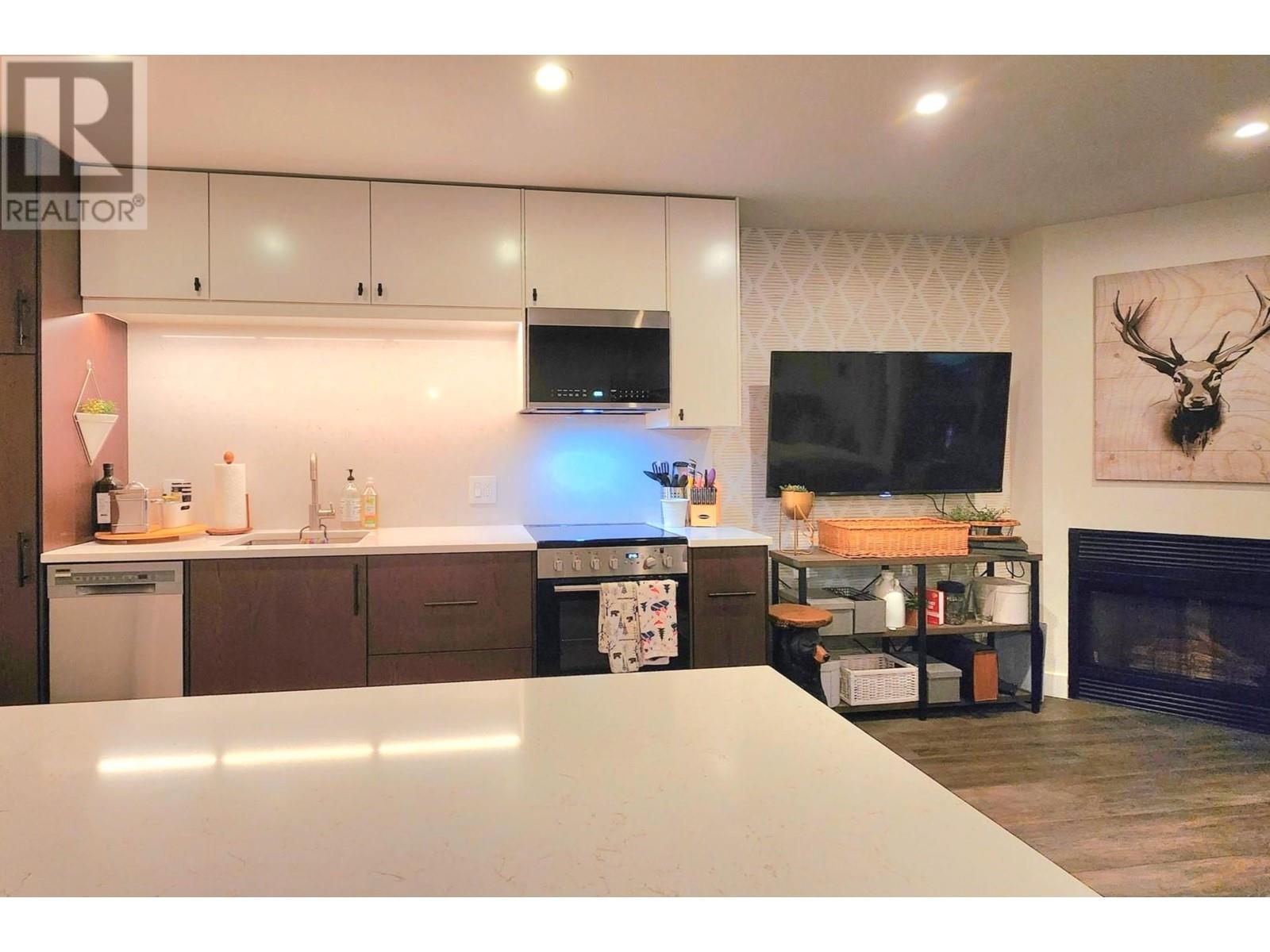 124 3070 Hillcrest Drive, Whistler, British Columbia  V8E 0V1 - Photo 5 - R2995910