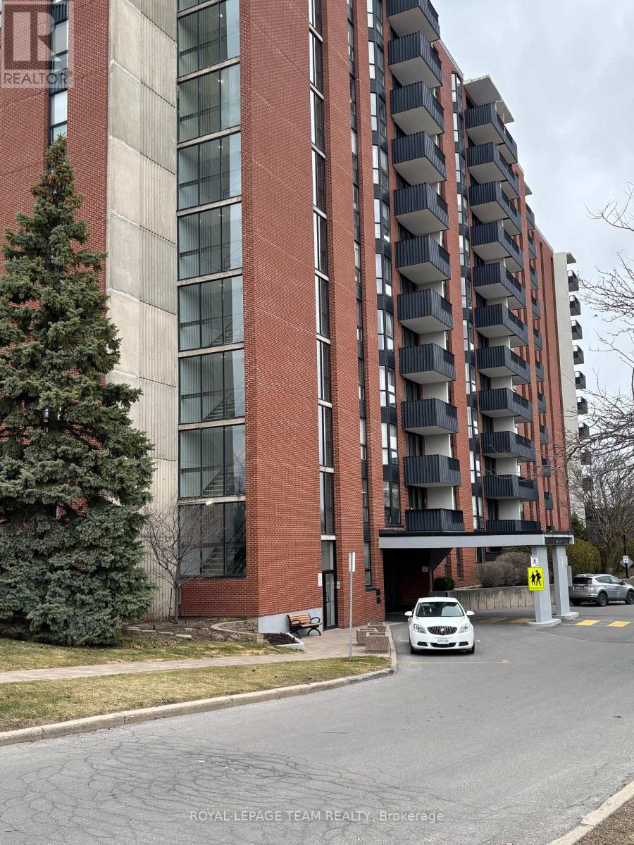 403 - 2951 Riverside Drive, Mooneys Bay, Ottawa by Laura Keller Real Estate Team 403 - 2951 Riverside Drive, Mooneys Bay, Ottawa