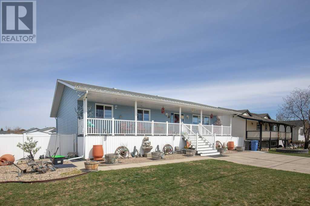 1418 Lucina Street, Penhold, Alberta