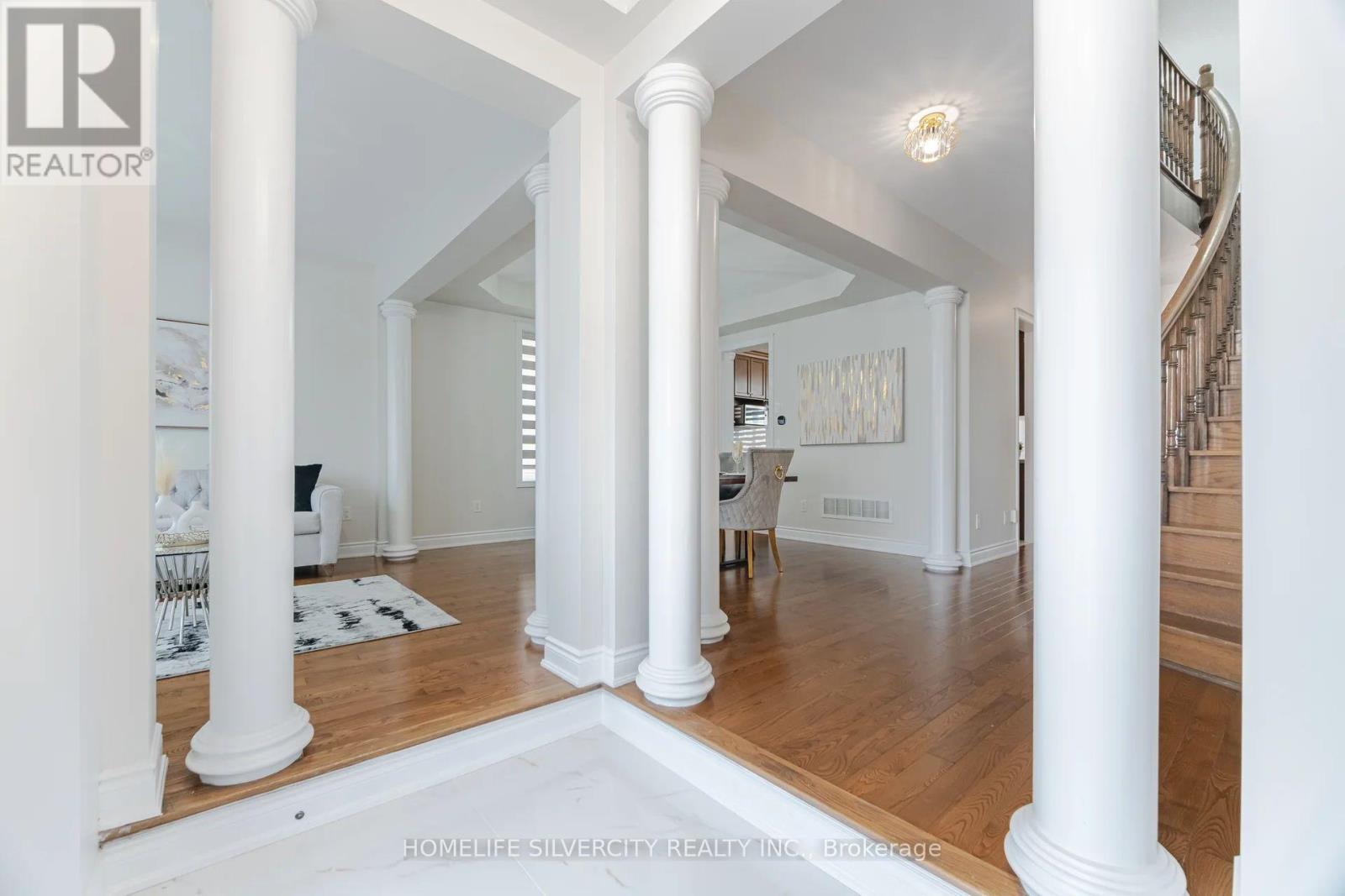 Property at 80 SCOTCHMERE CRESCENT image 4
