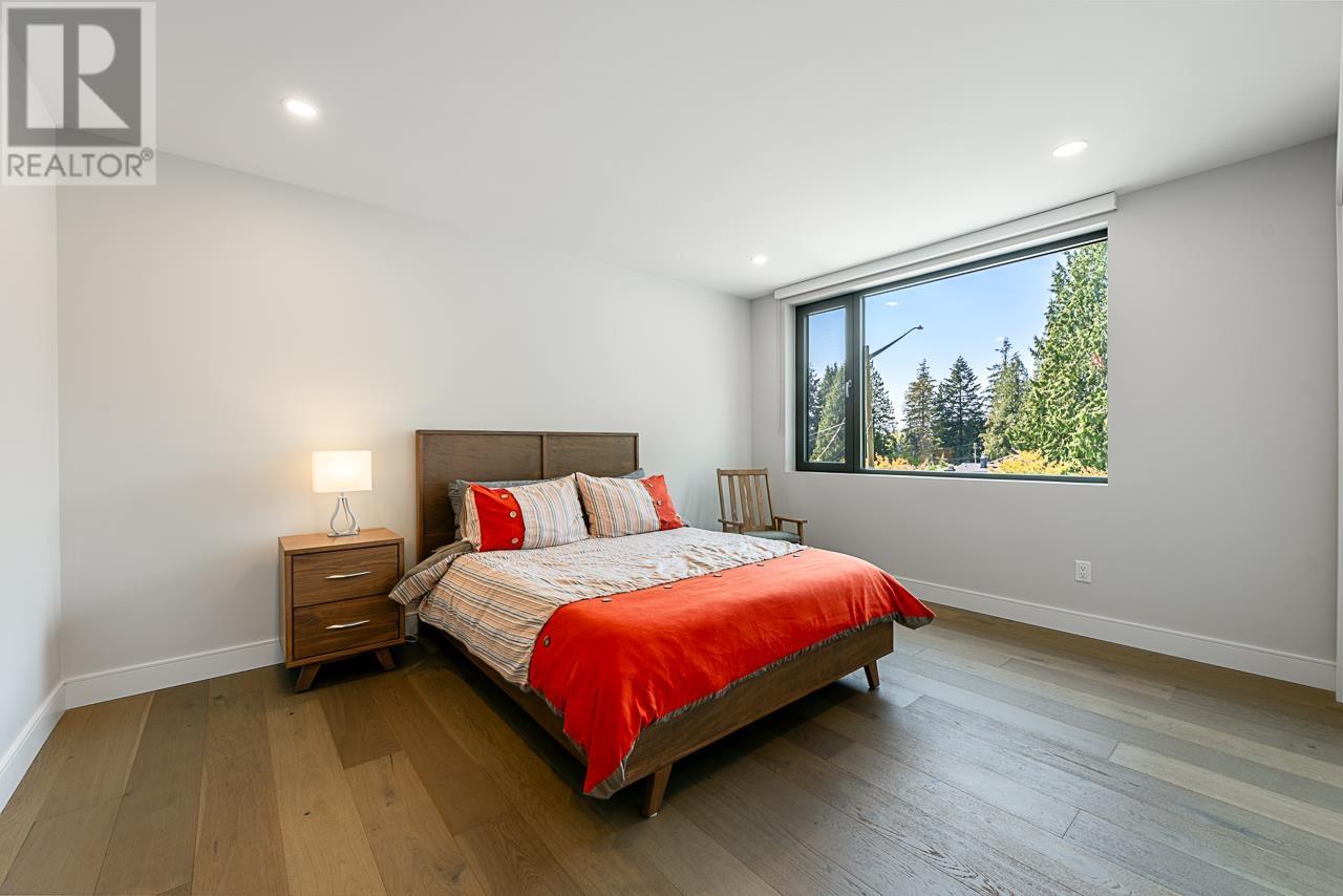 670 St. Ives Crescent, North Vancouver, British Columbia  V7N 2X3 - Photo 34 - R2995449