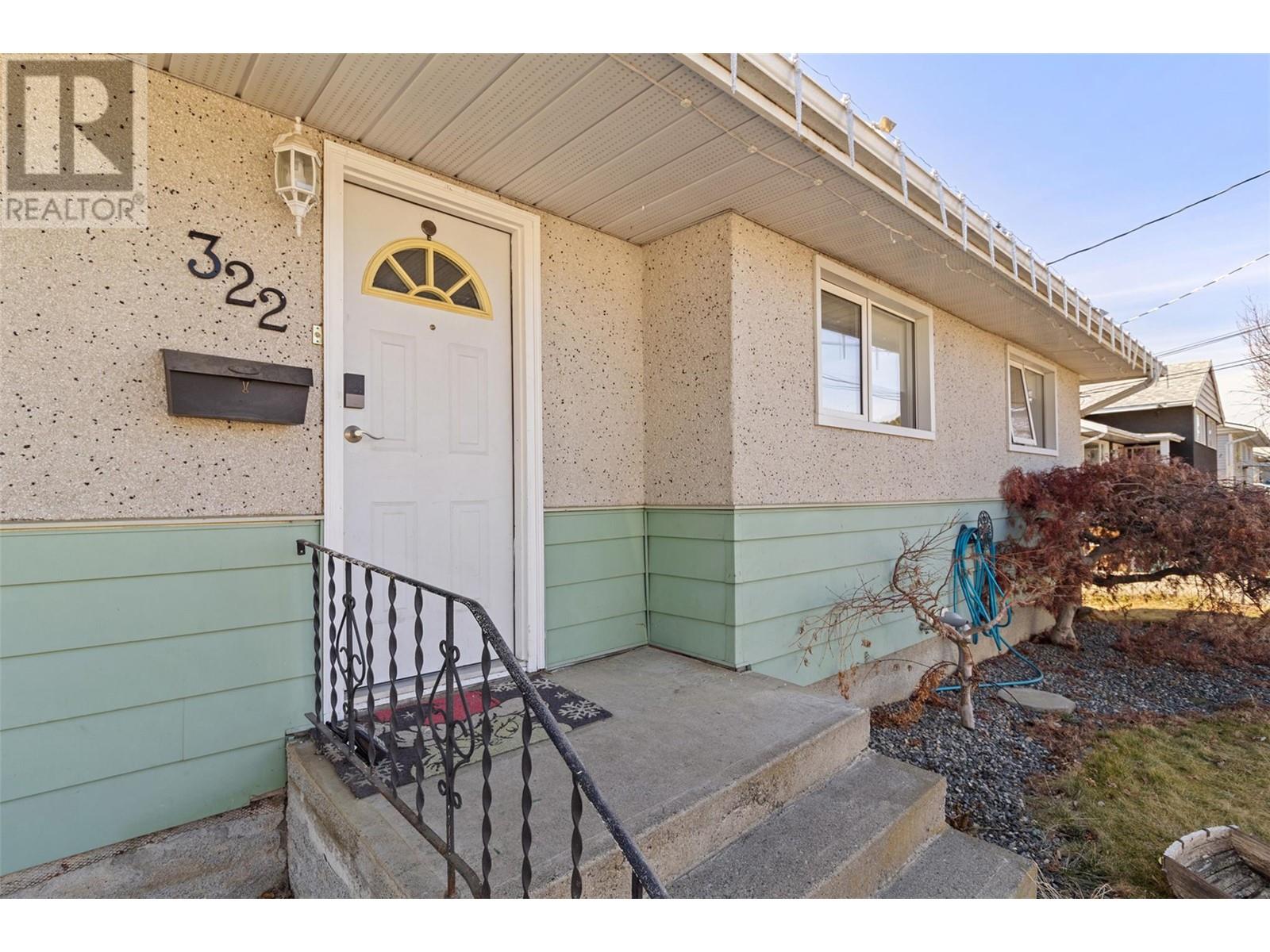 Property at 322 Walnut Avenue image 2
