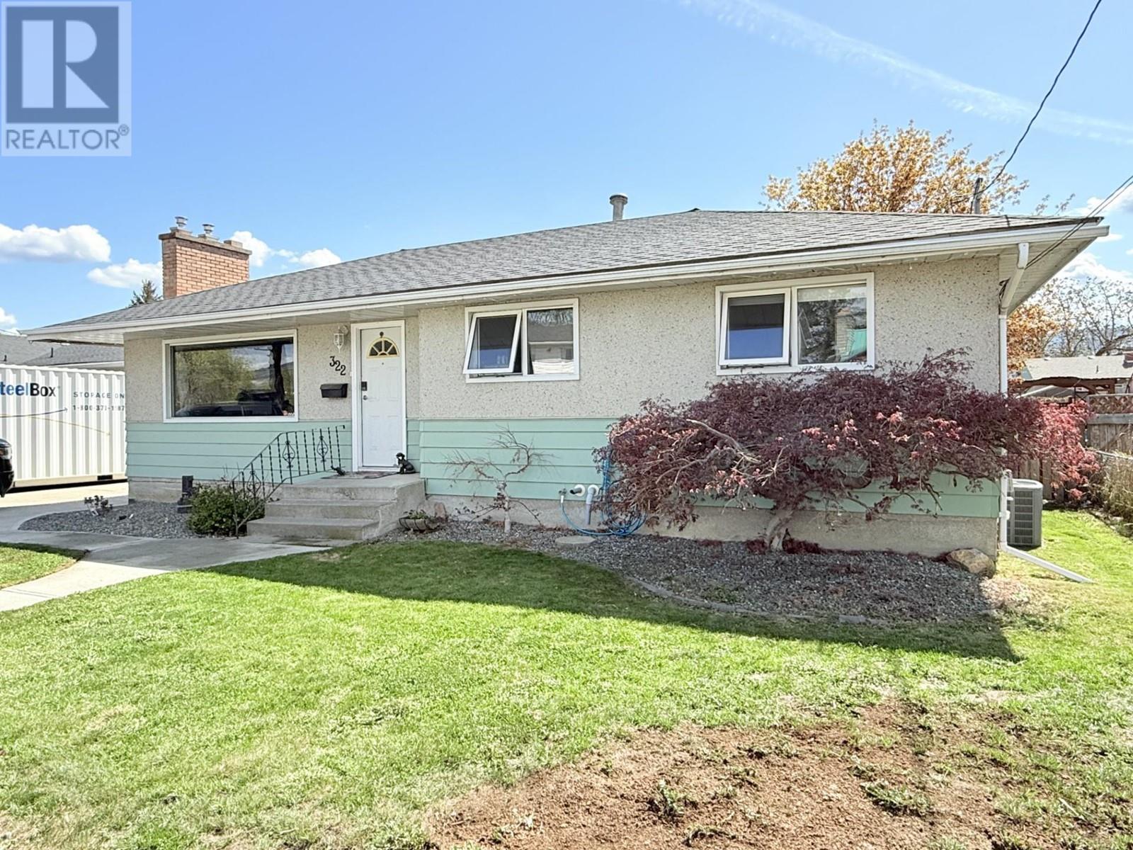 Property at 322 Walnut Avenue image 3